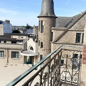 La Belle Consigne - Centre Gare , Dinan Francia